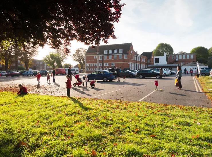 Education | Markets | Metcor