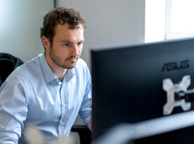 Forward thinking electrical contractors | Carbon Efficiency | Metcor Electrical | Services | Metcor